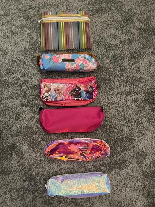 Vând penare pentru școală