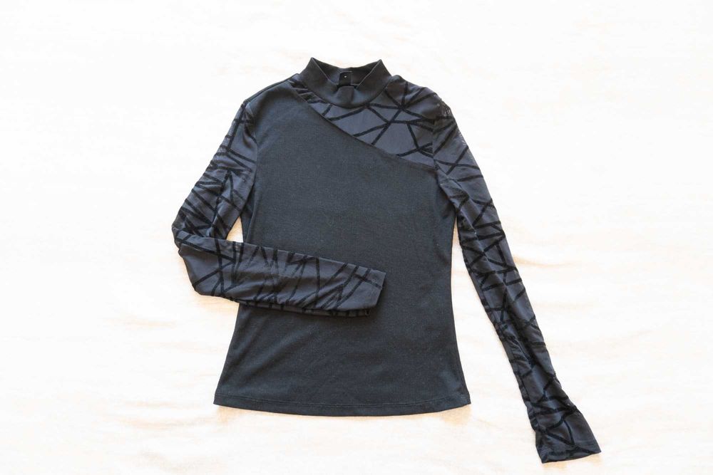 Запазени Дамски блузи