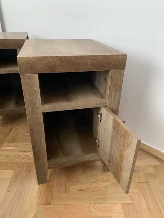 2 X Masuta Dakota (450 lei/bucata) (pot fi folosite si ca noptiere)