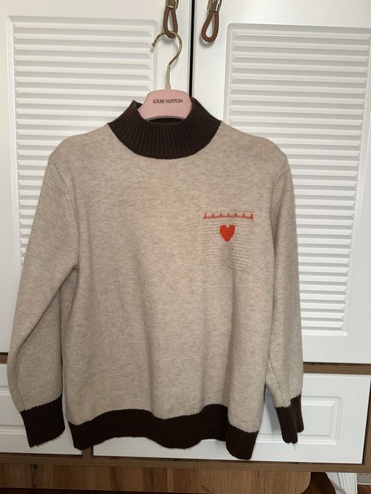 Свитер/ размер:стандарт/ 100 тыс