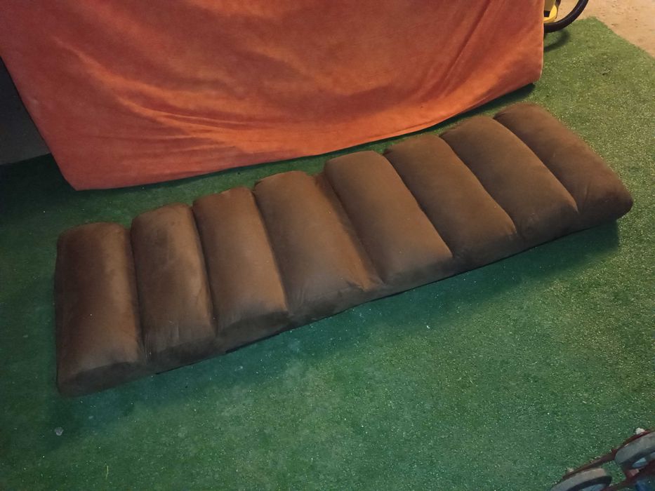 Saltea de podea si canapea pliabilă pentru sufragerie