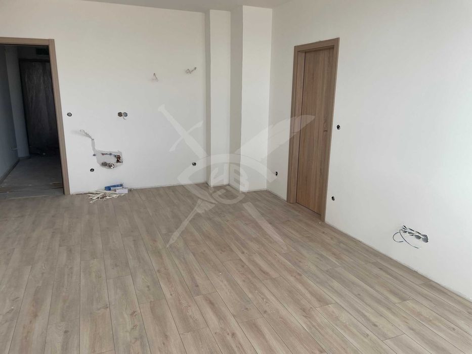 Продава се Тристаен апартамент в София, Дружба 1 - 64 кв.м за 1844 €/кв.м - Снимка #3