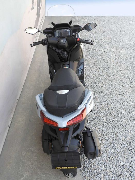 Scuter Yamaha XMAX 300 Tech Max+ 2025 | Rate | Leasing