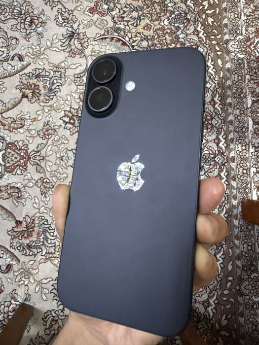 iPhone 16 Black 128GB