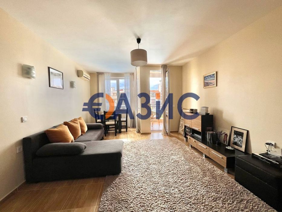 Продава се Двустаен апартамент в Свети Влас - 69 кв.м за 1450 €/кв.м - Снимка #2