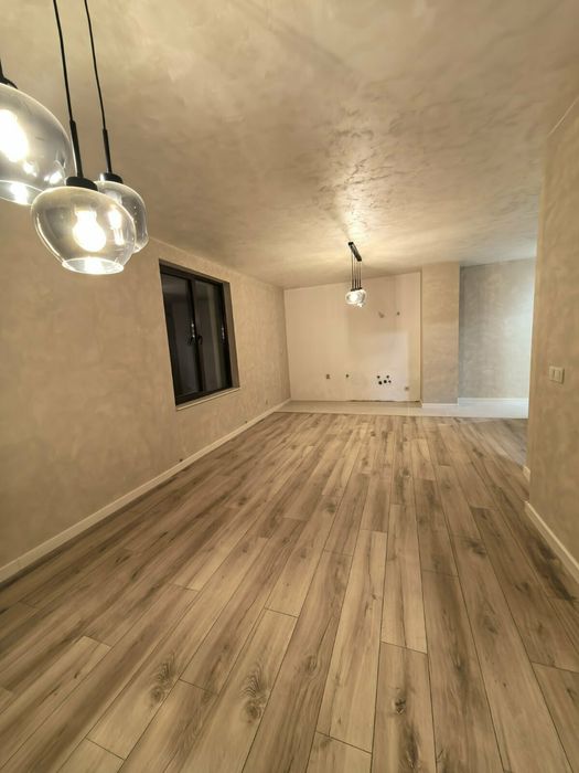 Продава се Двустаен апартамент в София, Манастирски ливади - 80 кв.м за 1607 €/кв.м - Снимка #2