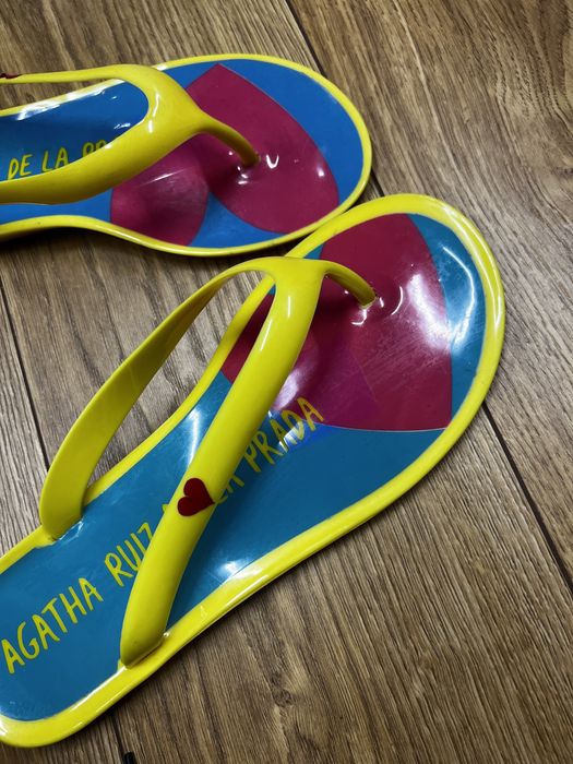 Дамски  чехли нови