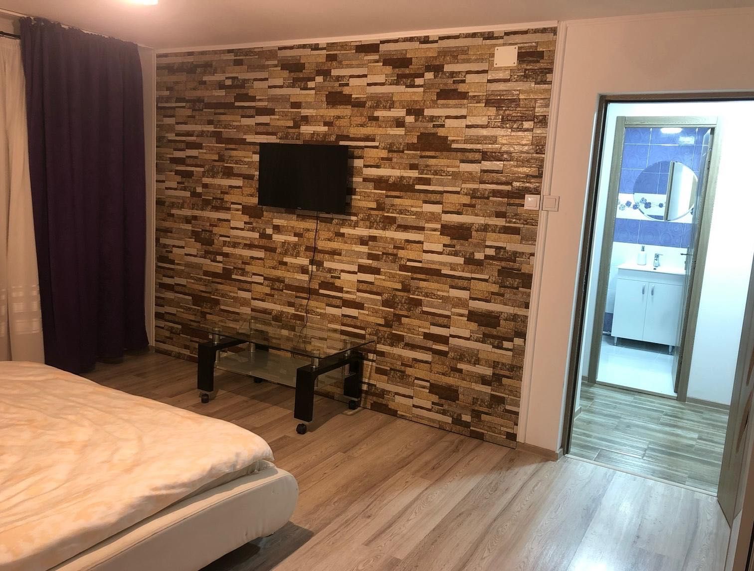 Garsoniera regim hotelier sau apartament central
