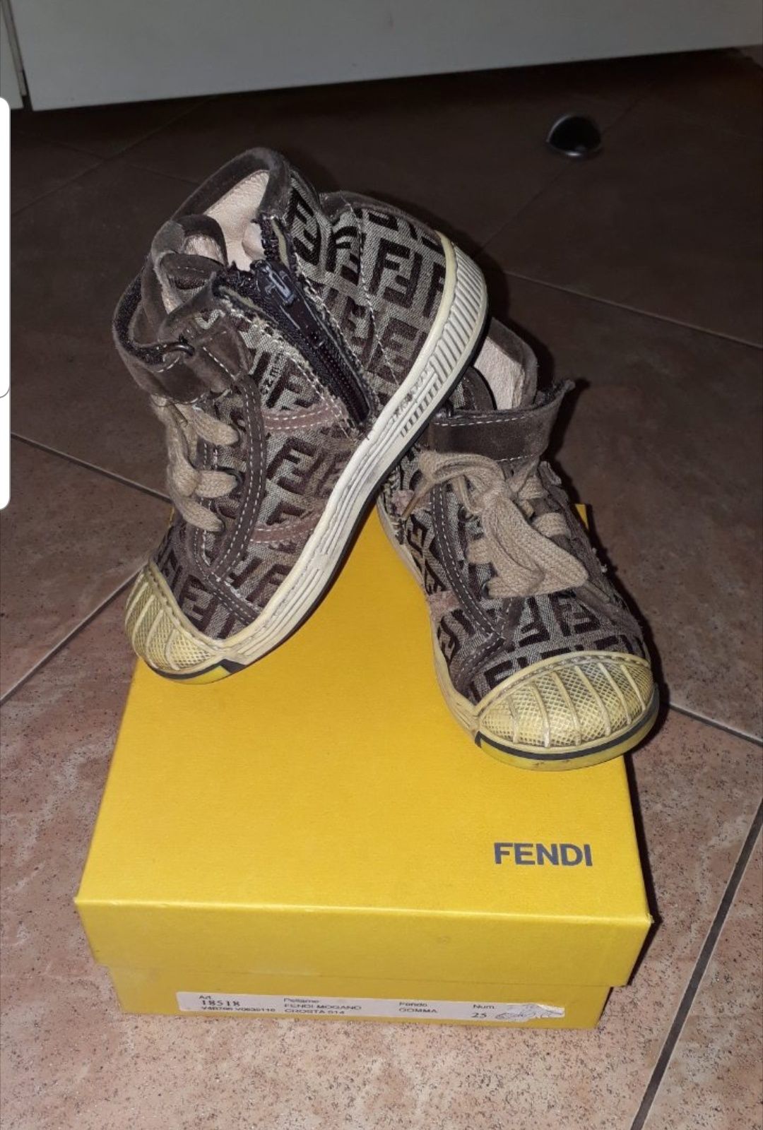 Fendi детски кецове