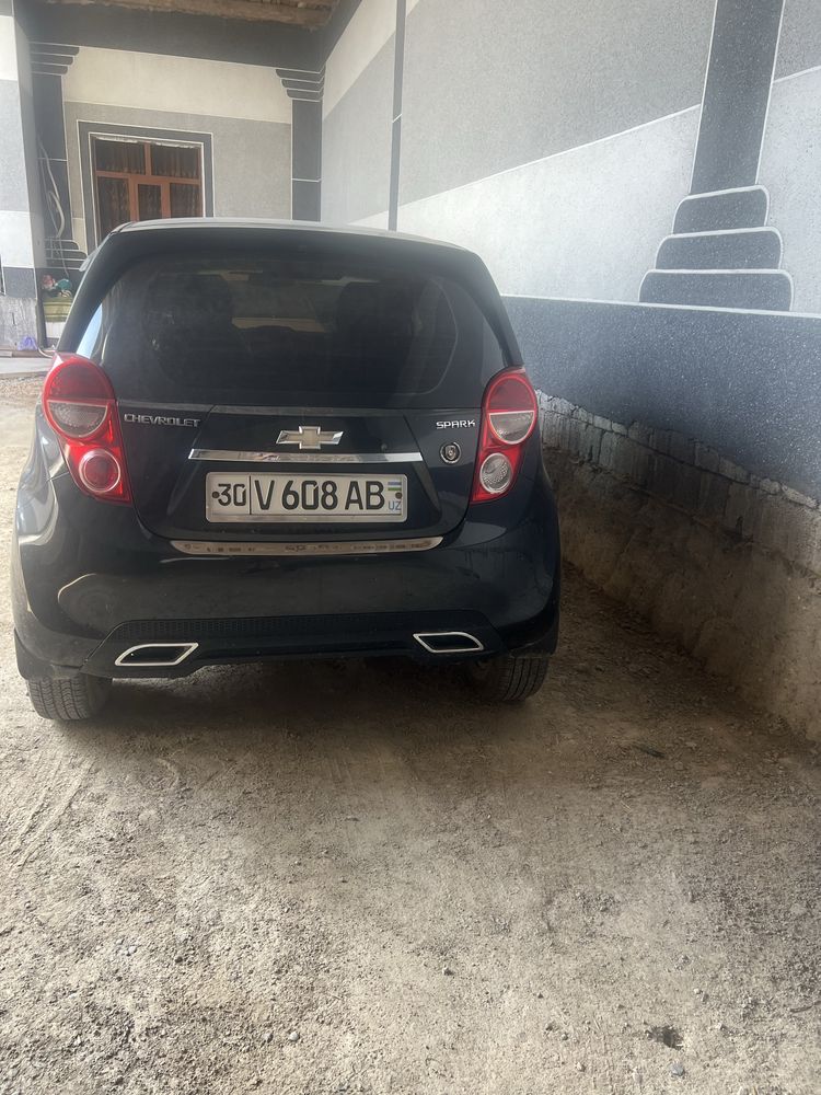 Spark srochna sotiladi