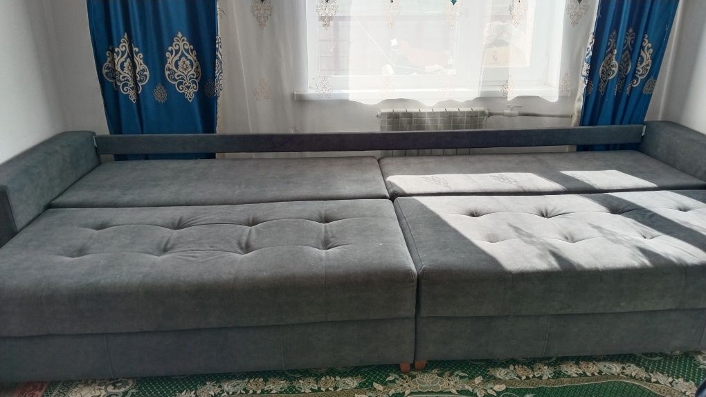 Продам диван срочно