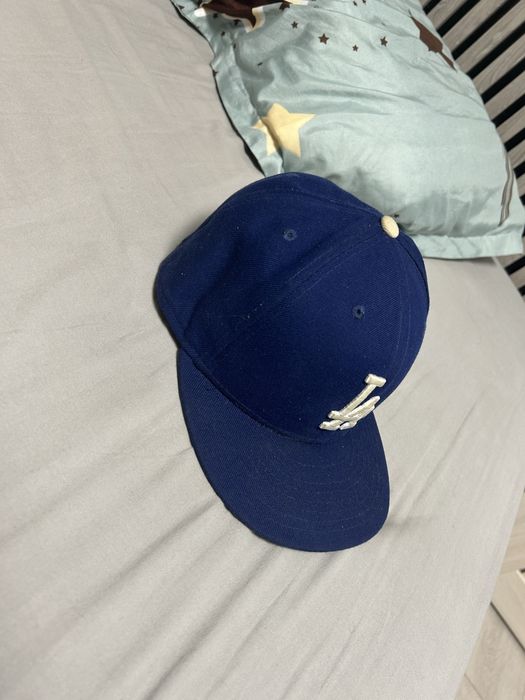 vand sapca new era fitted