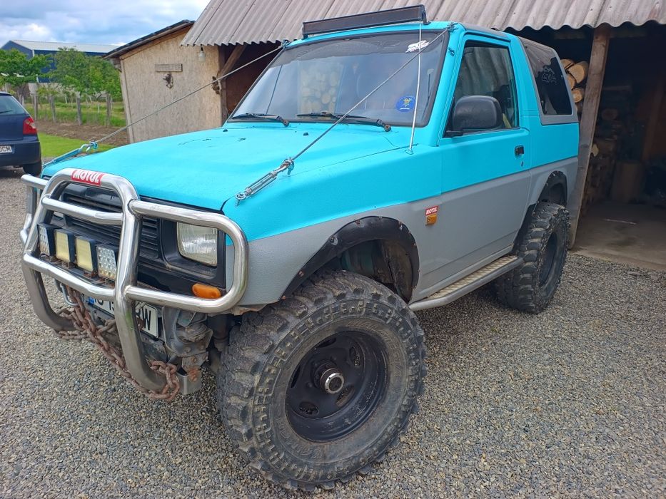 Vând Daihatsu Feroza