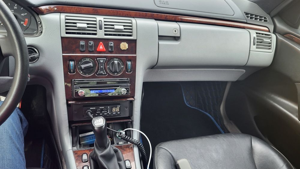 Mercedes E class 290TDI W210