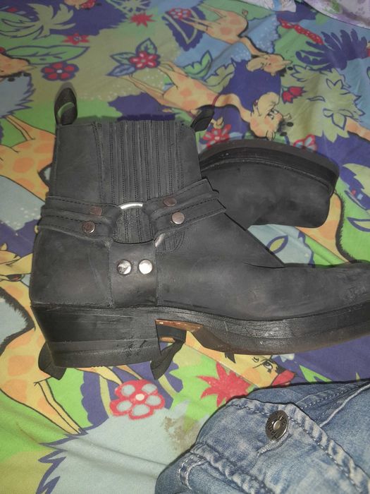 Cizme cu talpa groasa din piele 100%
