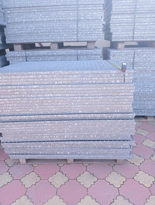 Vindem grătare zincate galvanizate la ori ce dimensiuni se debitează ș