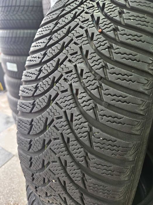 4бр 215/65/15 KUMHO 6,5мм грайфер дот:20г безплатен монтаж