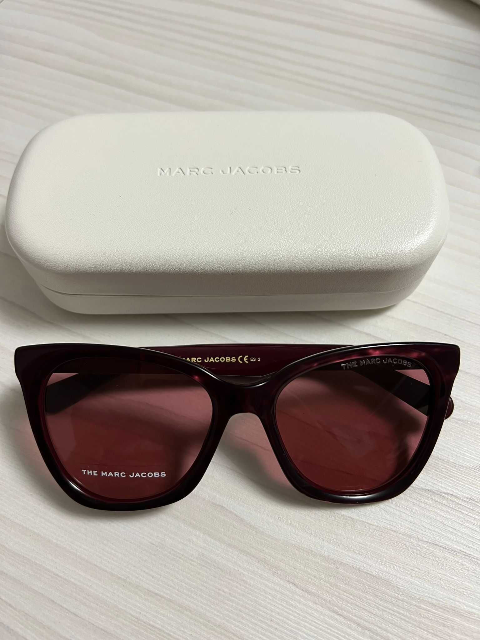 Ochelari de soare MARC JACOBS