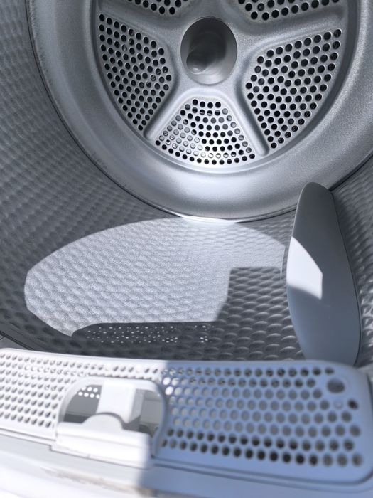 Сушилня Siemens IQ 300 .Термопомпа.8 кг. A++