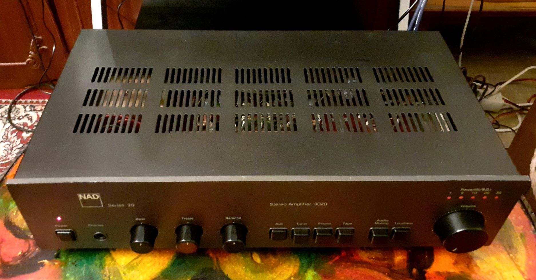 Legendarul amplificator NAD 3020 vintage rar din prima producție