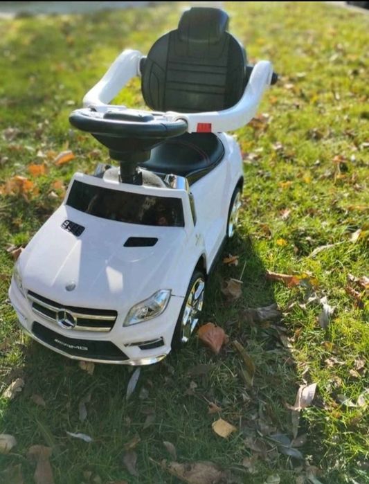 Детска кола за бутане и яздене