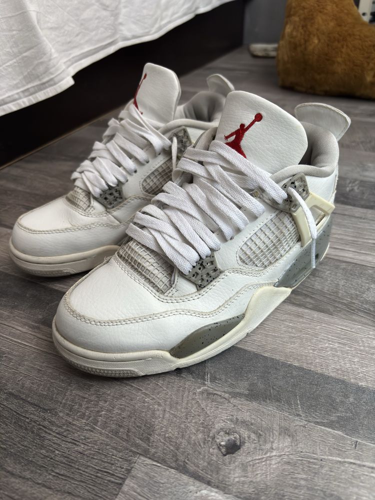 Обувки Jordan 4 Oreo
