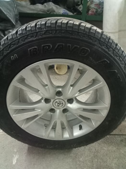 Продам диски с резиной