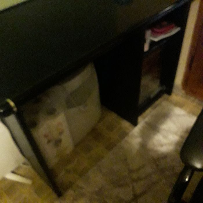 Бюро в отлично състояние за работа  или  за ученици.