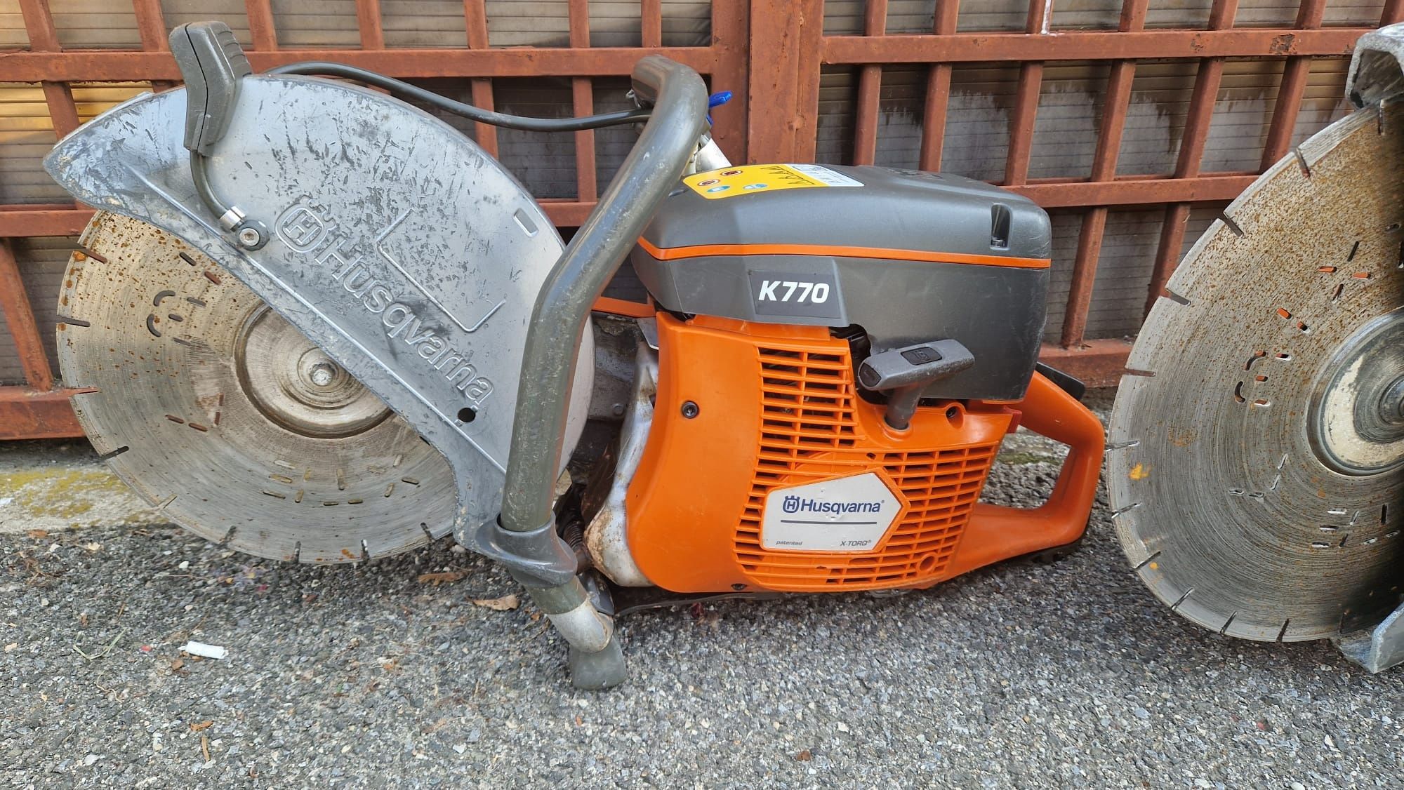 Drujbă debitat beton HUSQVARNA K 770