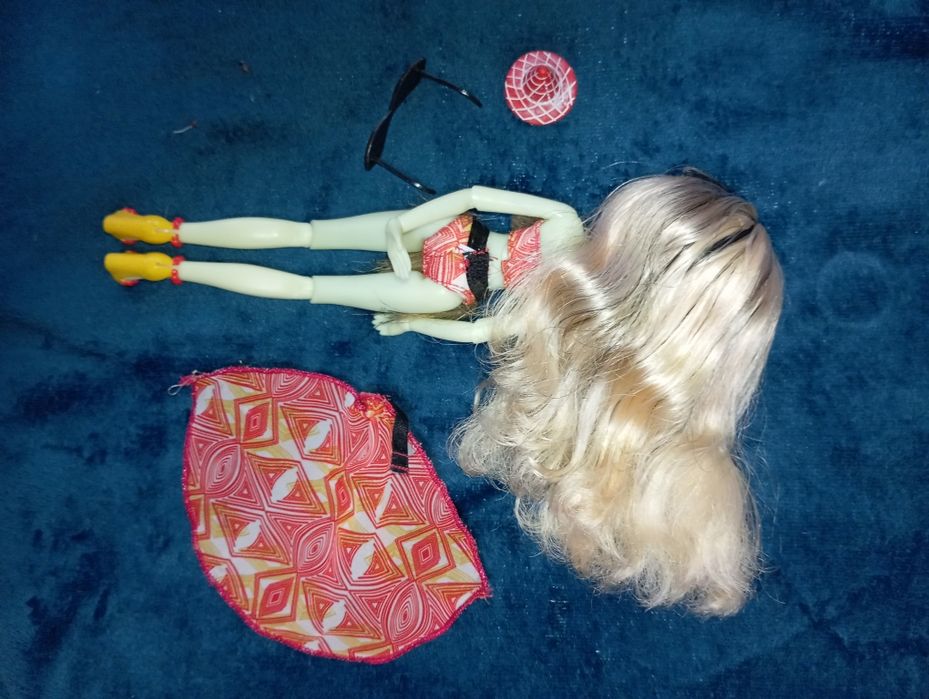 Оригинални кукли barbie my scene bratzillaz bratz монстър хай Дракуло