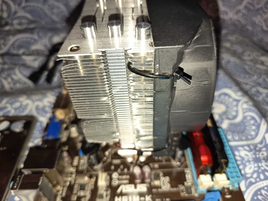 Kit gaming Core i7 3770 + placa Asus + 8gb Hyperx + cooler