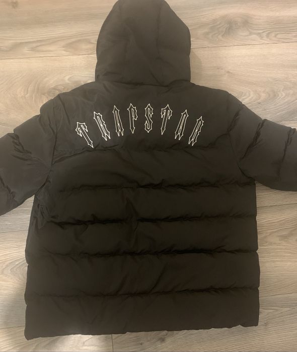 Trapstar яке перфектно за зимата