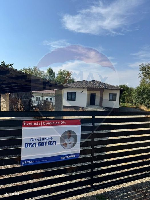 Casă / Vilă cu 4 camere de vânzare