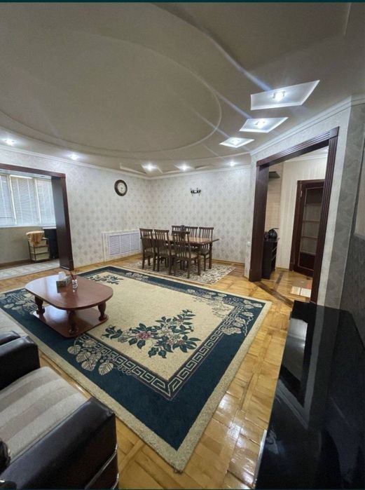 ПРОДАЕТСЯ 3/3/4 улица Арифова Алайский базар