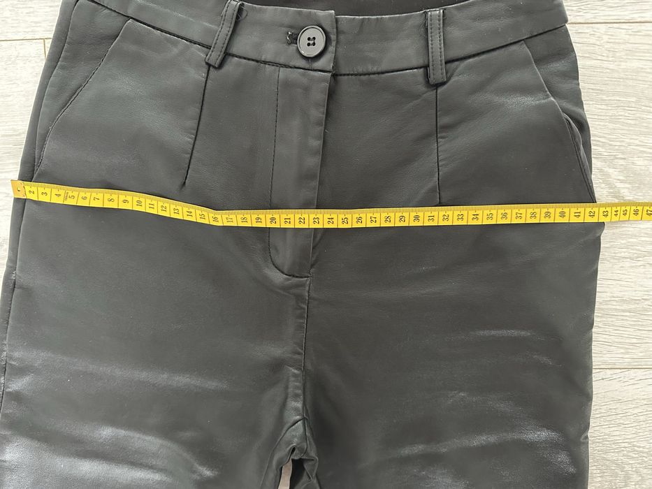 Pantaloni imitatie piele