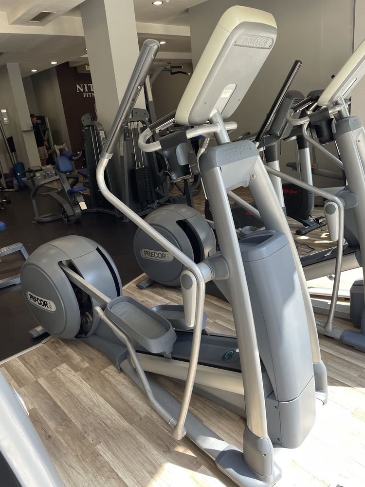 Precor EFX 576i  Кростренажор