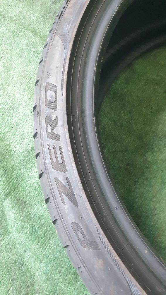 235 35 19 vara pirelli