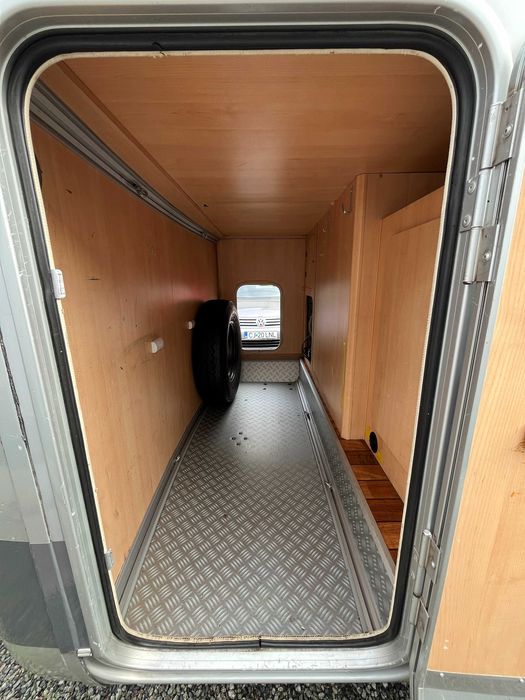 Autorulota HOBBY Ford - Semi-Integrata - Aer Conditionat - Solar