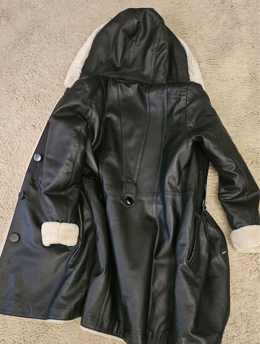 Haina de blana si piele naturala