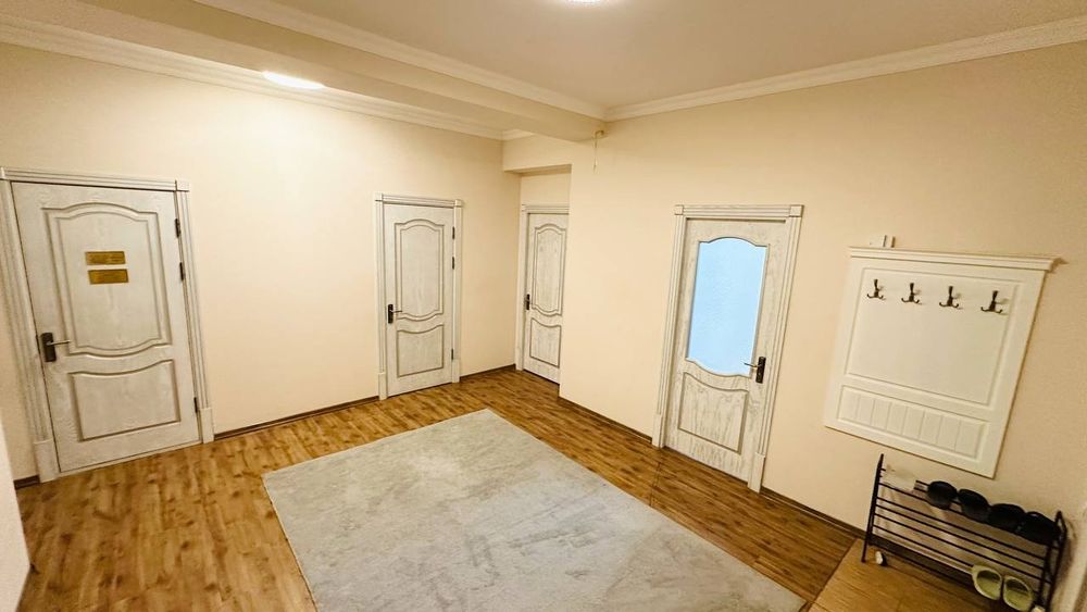 Квартира сотилади