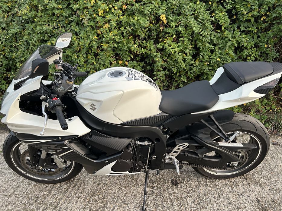 Vând GSX-R 600 L3 Pops & Bangs