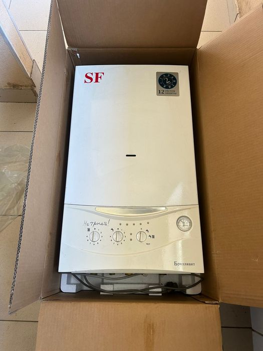 Двухконтурный настенный отопительный котел«SF Бриллиант»27кВт