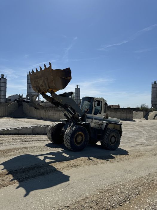 Incarcator frontal Vola Komatsu WA270