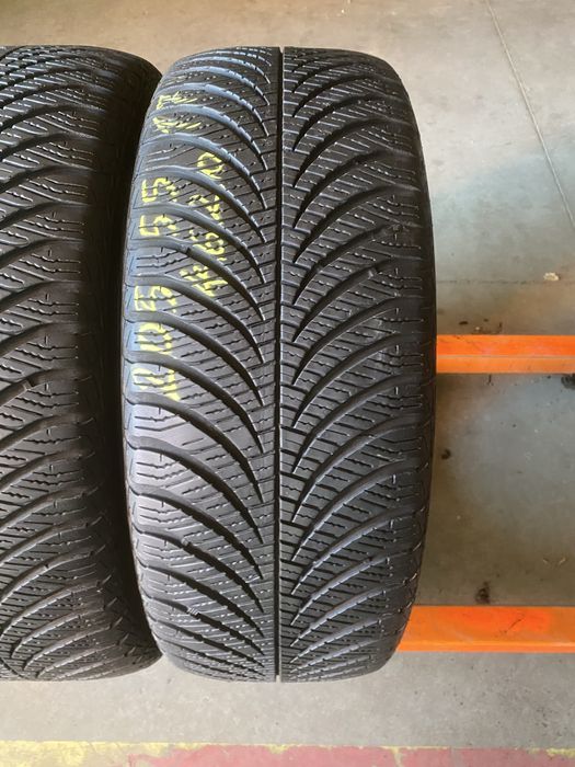 Anvelope All Season 205/55/17 Goodyear Vector 4 Seasons 205 55 17 R17