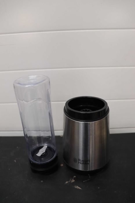 Блендер Russell Hobbs 23472, контейнер 600ml, 300W, неръждаема стомана