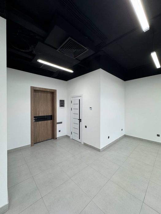 Ц-5 евро офис в Бизнес Центре 54кв.м 8этаж срочно сдаётся