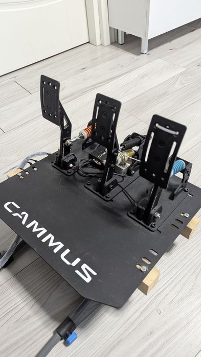 Cockpit Racing complet cu haptic feedback compatibil PC