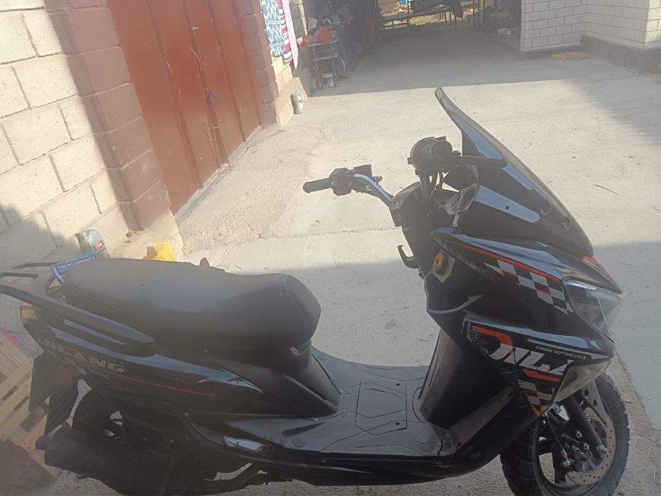 Maxi jilang JL48QT мопед продается идеал состояние как новый