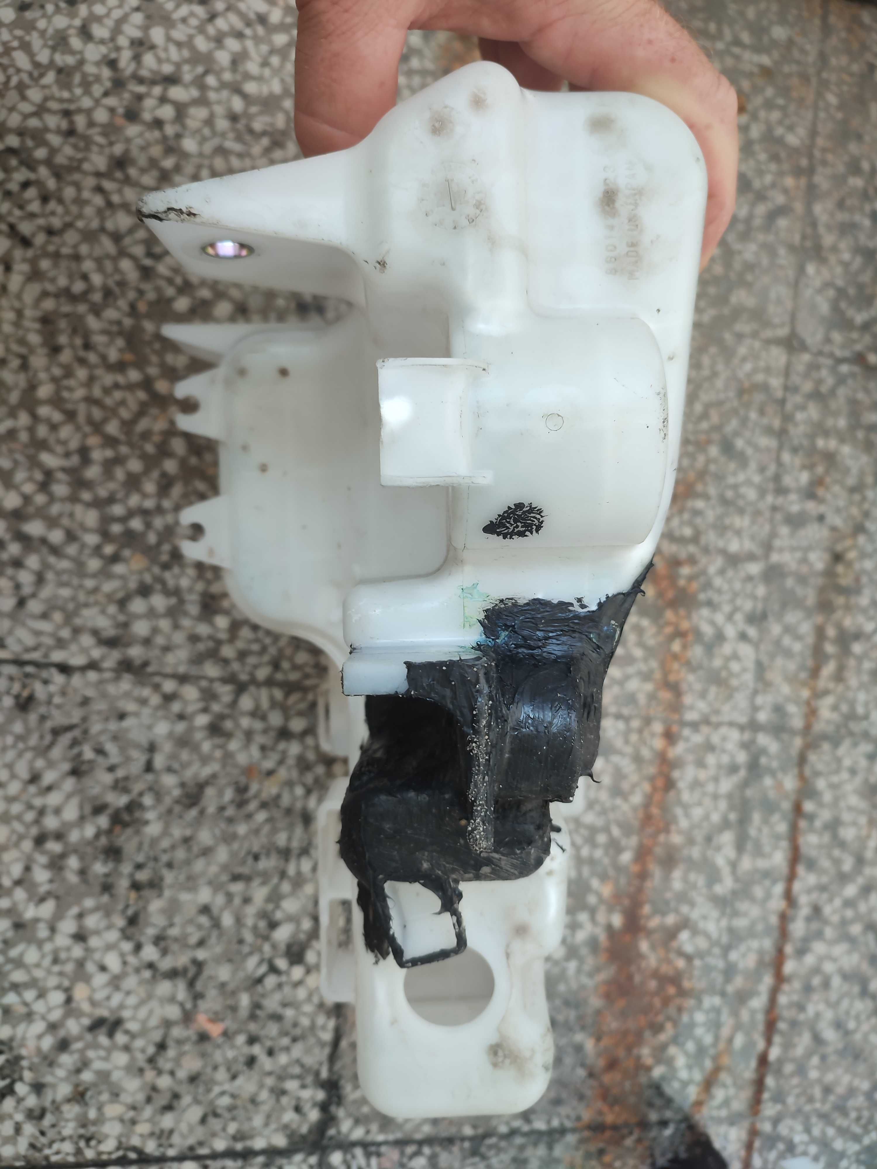 Казанче чистачки TK79-67-481 за мазда ЦХ 9 /Mazda CX-9
