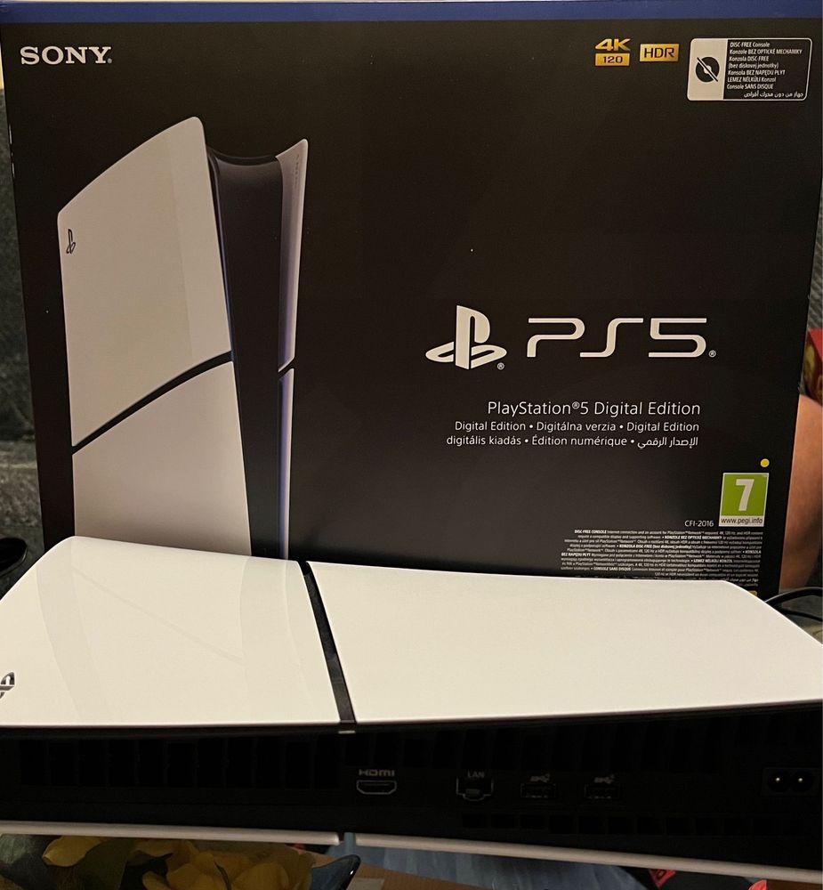 Consola PlayStation 5 Slim Digital Edition (PS5) 1TB, D-Chassis, White